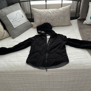 Athleta girl black lightweight jacket size 14 looks brand new
